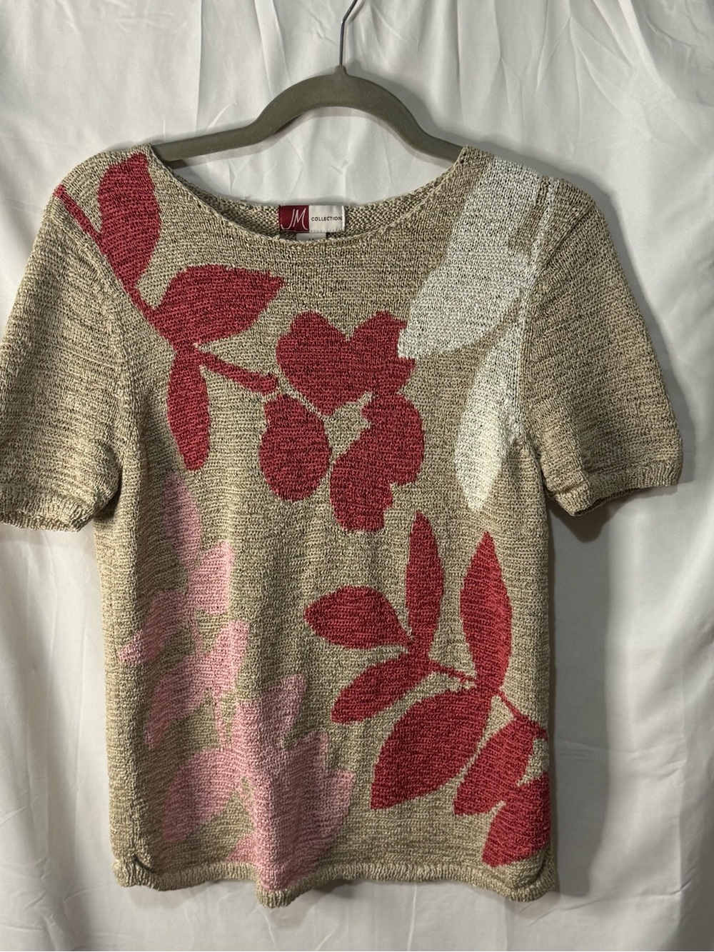 JM Collection Beige Knit Top with Red & Pink Leaf Motif